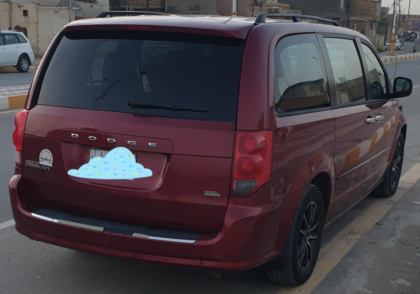 السلام عليكم 
دوج كرفان مديل ١٤ 
٧ راكب كشنات سياحي
٣ قطع تبريد
حادث جاملغ وشويه من البنيد بدون دواخل 
بيع أو مراوس ١٣٥
ناصريه سوك الشيوخ
***********
