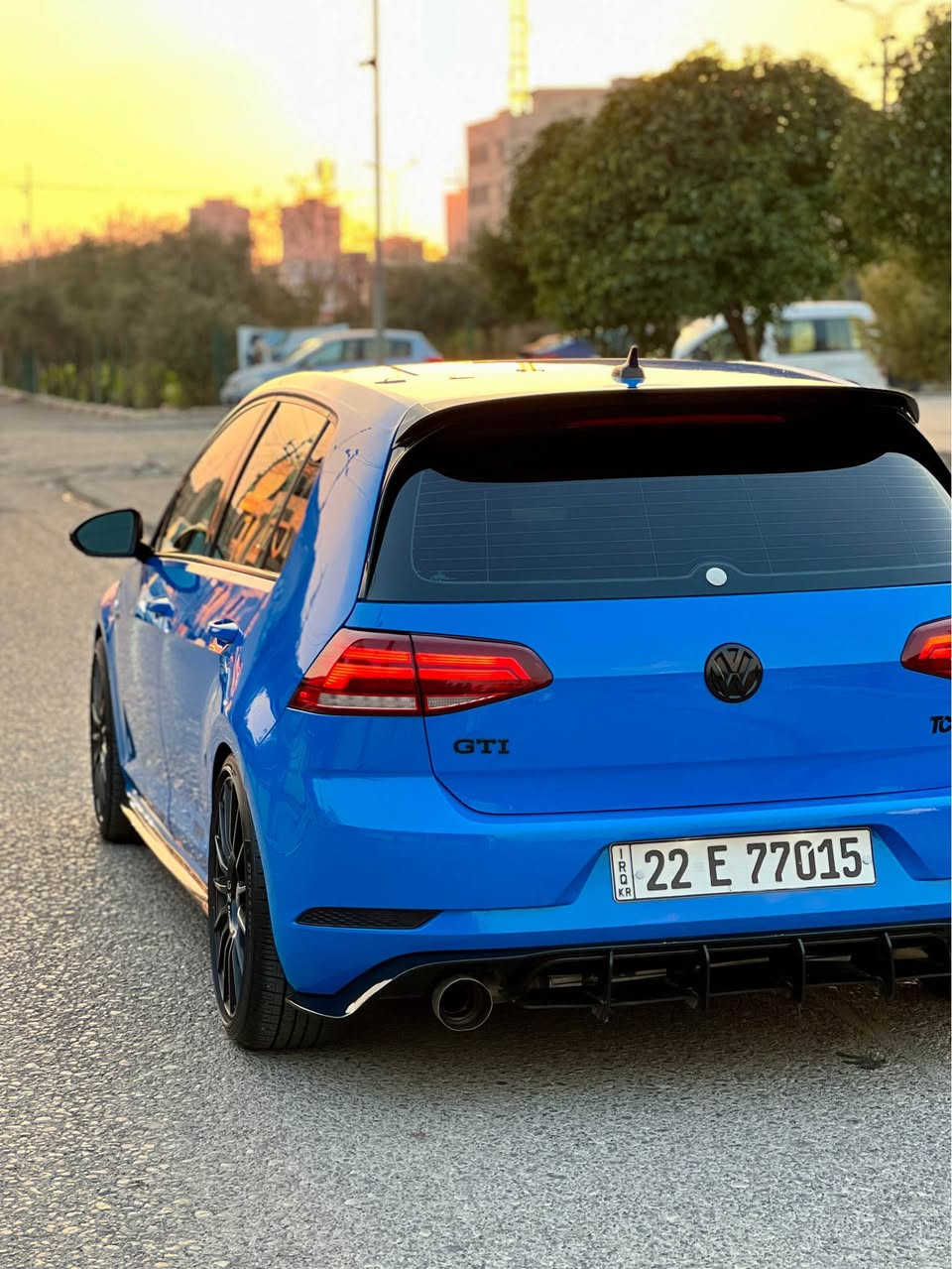 Golf gti 2021 
جديد بمعنة كلمة 
جاملغ خلفي جهة سكن صبغ وية صندوق مبدل بلادي 
وبيهة ثلاث اماكن تعديل صغير 
بجم كبس بدون ارباك 
ماشي ٤٧ الف ميل 
بدون اي نواثقص 
ترايك وين متريد 
سيارة تخبل 
للون مميز 
مواصفات معروفة فول 
بانوراما 
ويل سبورت
سعر :١٨٥ و مجال 
مكان سيارة اربيل 
***********
———————————————————————
گۆلف gti 2021 
یەک لە جوانترین گۆلفەکان 
چاملغی پشتەوەی سەکن سبوغە لەگەل قەباغ سندوق بلادی گۆرایە سێ جێ ساردی گچکەی هەیە 
پێش کەپس و هەموو بلادی و بێ ارباگ 
٤٧ هەزار میل رۆیشتیە 
بێ هیچ نوقستانیەک 
مواصفاتیش فولە پانۆرامایە 
مەسرەفەچی چاکی جوانکاریشی لێ کرایە 
سعر :١٨٥ و مەجال
شوێن هەولێر 
*********** أربيل, العراق
