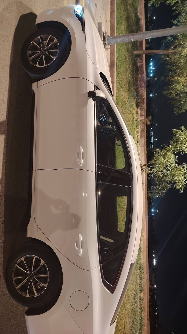 بي وي دي دستروير موديل 25 كفاله عامه ماشيه 4300  الكلي قابله للزياده زيروبسمي تحويل ثاني يوم سياره مدوشمه عام كشنات ارضيه جنطه دشبول استيرن خياط جلده كير اضافه الدوسات الجكمجه الفرس البيبان مغلف نايلون مكان السياره كوت ***********
