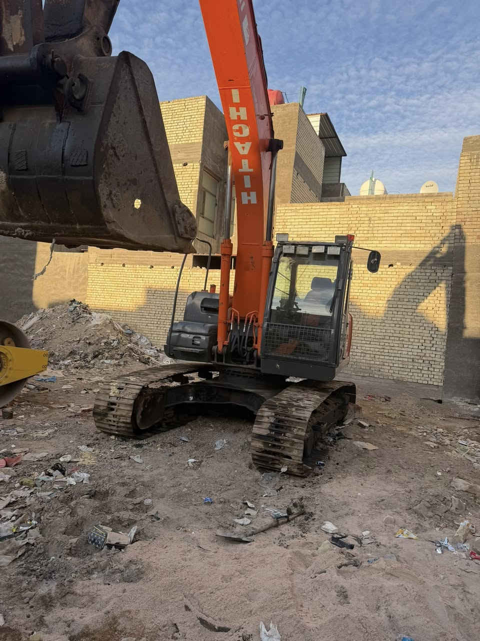 السلام عليكم زت ثريه ٢٠١٠ سنويه لل ٢٨ تحويل ثاني يوم حفاره مضخه محرك كنترول خير من الله جاهزه للعمل رولات زناجيل١٠٠/١٠٠ ممئسسه نقار السعر ب٢٤٥ للستفسار ***********
