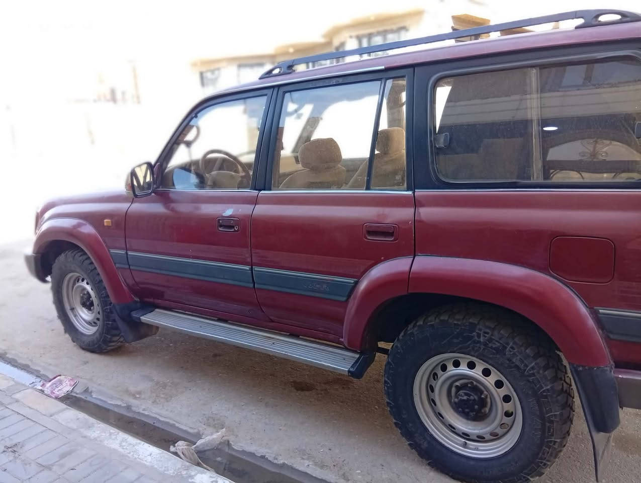 السلام عليكم
لاندكروز موديل ٩٥ رقم نجف انكليزي محرك 4500كير اوتماتيك تبريد شغال قطعه وحده منظومة غاز ***********
