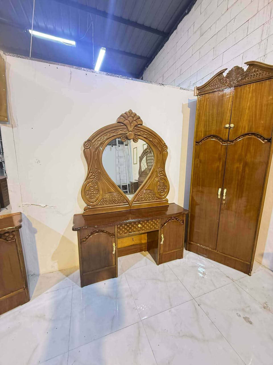 غرفه نوم داخل وخارج صاج 
٤ ملم داخل خارج 
غرفه مستعمله نضافته ٩٥ 
غرفه ثكيله 
سعر غرفه ٩٥٠ /٩٠٠
شد ونقل مجاني بداخل بغداد بغداد, العراق


**إذا كنت صاحب هذا الإعلان وتريد حذفه لأي سبب، رجاءا أرسل رسالة إلى الدعم الفني**