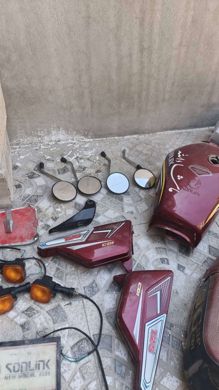 غراض للبيع تخم دراجه سونك بلادي شرط 25
تخم اشاير كامل شغال شرط بلادي مال دراجه 25 
زوج مرايات بلادي مال دراجه 25 و26
شيال صالنصه بلادي 
درع دراجه 
علامه سونك خلفيه شغاله كل عيب مابيها 
أقواس ثنين 
جاملغ بلادي مال دراجه 25 
تفاصيل أكثر راسني خاص مكاني كركوك حي العسكري


**إذا كنت صاحب هذا الإعلان وتريد حذفه لأي سبب، رجاءا أرسل رسالة إلى الدعم الفني**