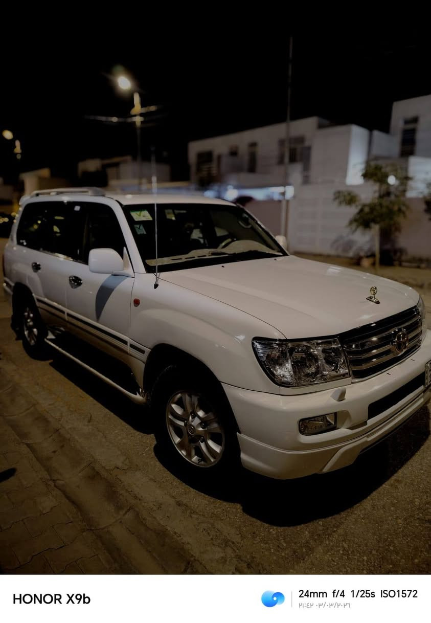 السلام عليكم للبيع لاندكروزر فيكسار مديل 2002 كفاله ماعده جملغ صبغ اليمن الإمامي محرك ٨ شاشه ليزري موصفات لكزز مكفوله من ضربه والخياس مكاني النجف 
رقمي ***********
