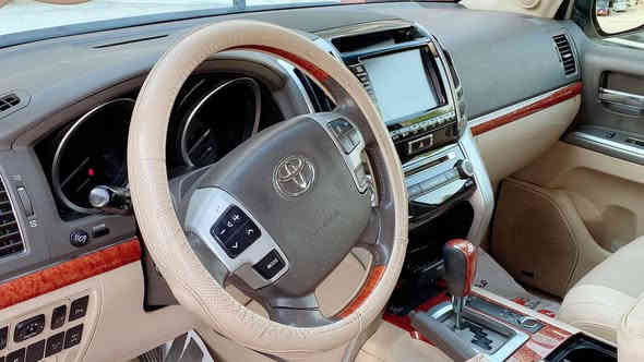 سلام عليكم فكسارة موديل 2014 رقم بغداد بسمي تتحول بلبصرة سيارة كفالة من ضربة وصبغ محرك 5700 كير محرك حداد تخم تايرات تبريد سيارة جديدة مال جناي سعر 430 بيها مجال ي استفسار على رقم*********** البصرة
