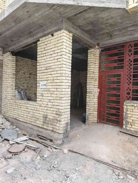 هيكل طابقين للبيع مساحة 120م في كربلاء حي العباس الحولي الساعدين في مجمع الزهراء السكني 3 غرف نوم واستقبال و صاله و مطبخ و حمام عدد 2 للاستفسار على / *********** // ***********
