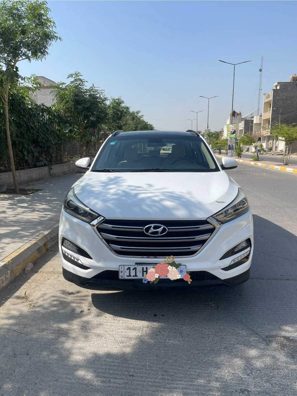 للبيع توسان موديل ٢٠١٨ خليجي 

مكينه ٢٠٠٠ دوش 

ماشية 74.500

السيارة مكفولة من الصبغ والتبديل 

صور سونار مرفق مع المنشور 

مواصفات ف
مقاعد جلد - كامره وشاشة - حساسات خلفية - بانوراما 

السيارة باسمي تحويل مباشر 

***********
