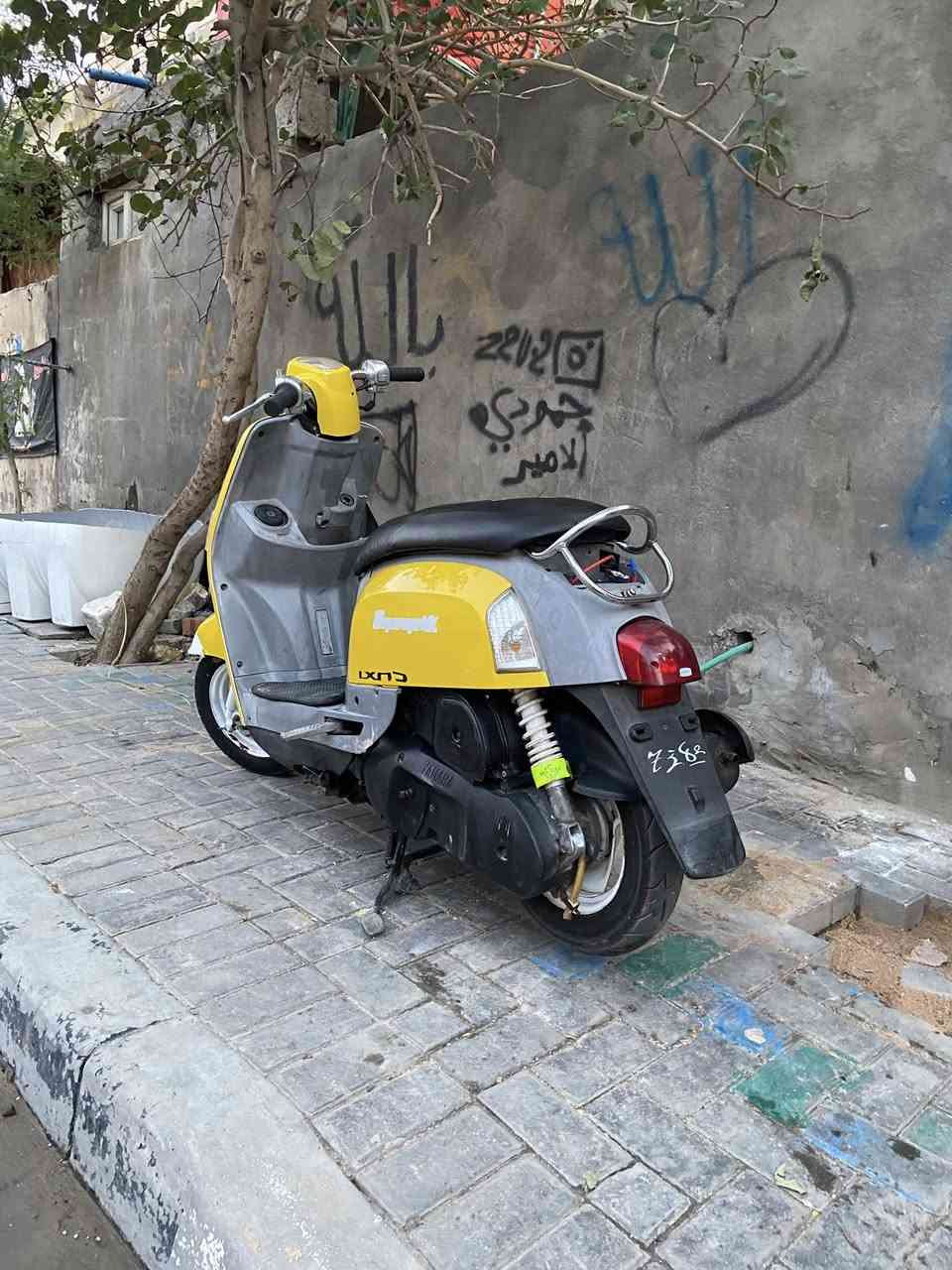 درأجـة بوليسً كإبريترَ فقط نقص قبق باتري وكتف أشراره +سرعة ومعدل فول تخبل أسعر900الف وبيه مجال قليل مكان بصره القبلة رقم الهاتف ***********/♥️🤭
