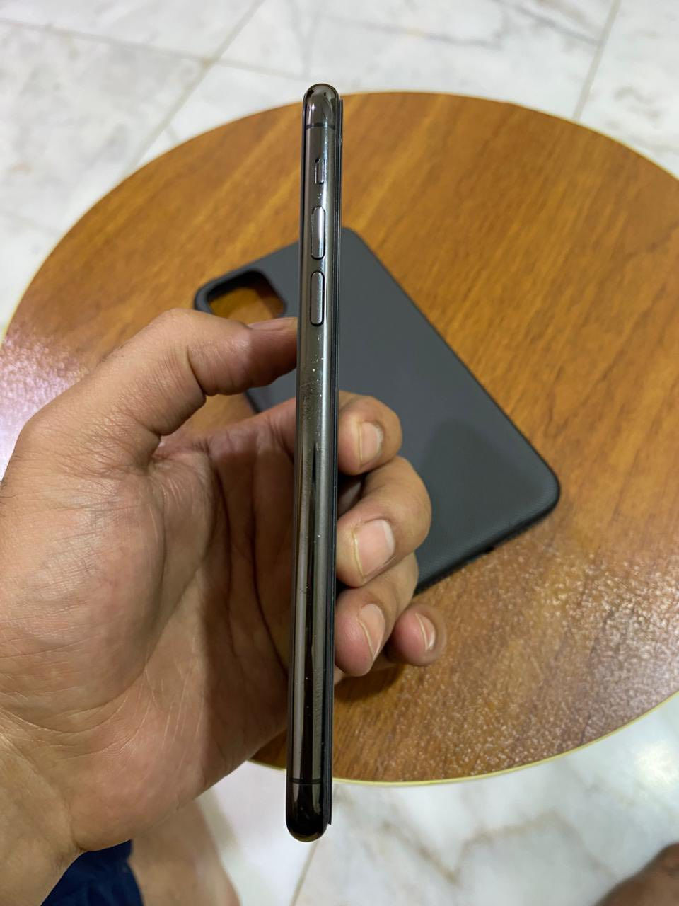 سلام عليكم ايفون 11 برو ماكس وكالة
ذاكره 256
بطاريه 87
جهاز نموذج m
جهاز مكفول من كلشي لامصلح ولا يعبر هوه
سعره 425 قفله مكاني ناصرية مركز
رقم الهاتف ***********
مال جناي لا ابيع ولا شي  الف رحمه على اهلك إذا ما مو شراي لا تراسلني
