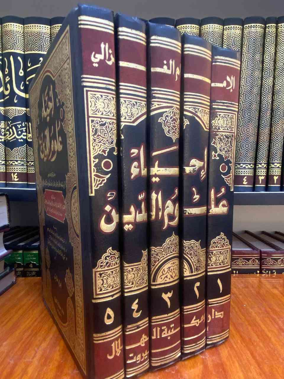 شرح معاد الاسفار (35)
قراءة في المنظومة المعرفية (35)

المعاد رؤية قرآنية (10)

مفاهيم القران (75)

الحكمة المتعالية (55)

روح المعاني (120)

احياء علوم الدين (60)

التحقيق في كلمات القران (75)

تفسير ملا صدرا (80)

⭕️ قبل لا تتواصل شوف الاسعار والتوصيل ليس ضمن السعر

متوفر توصيل

***********

