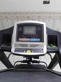 جهاز رياضي للبيع وزن ١٣٠ كيلو السعر رقم الهاتف 07711162646