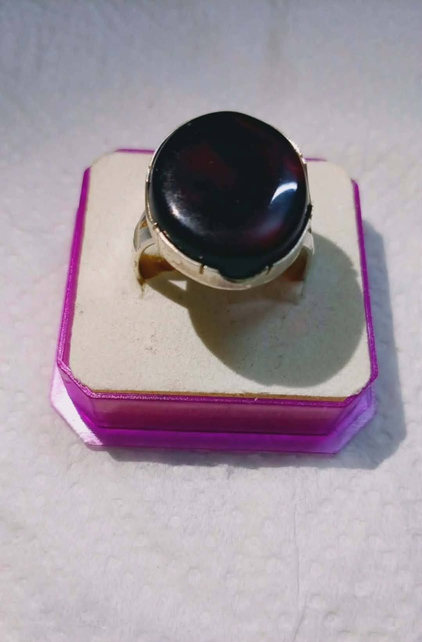 منو يصيده..  شفه العبد اليماني  تحفه فضه مختوم 925 سعر 30الف مع توصيل واتساب ***********..

