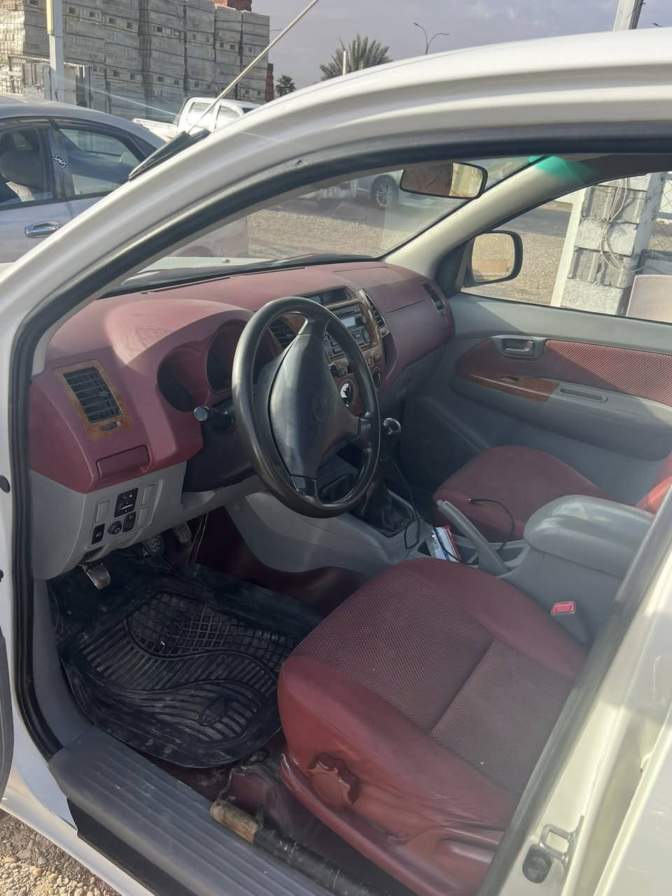 تيوتا هايلوكس
موديل ٢٠٠٩ گير عادي شاصي ١٩ سعودي باب اول 
رقم انبار مشروع وطني تحويل ثاني يوم 
مكفوله من الضربه بيها ملاحضات خفيفه 
السعر ١٦٠ وبيها مجال 
تواصل ***********
العنوان الانبار-الخالدية-حصيبة الشرقية
