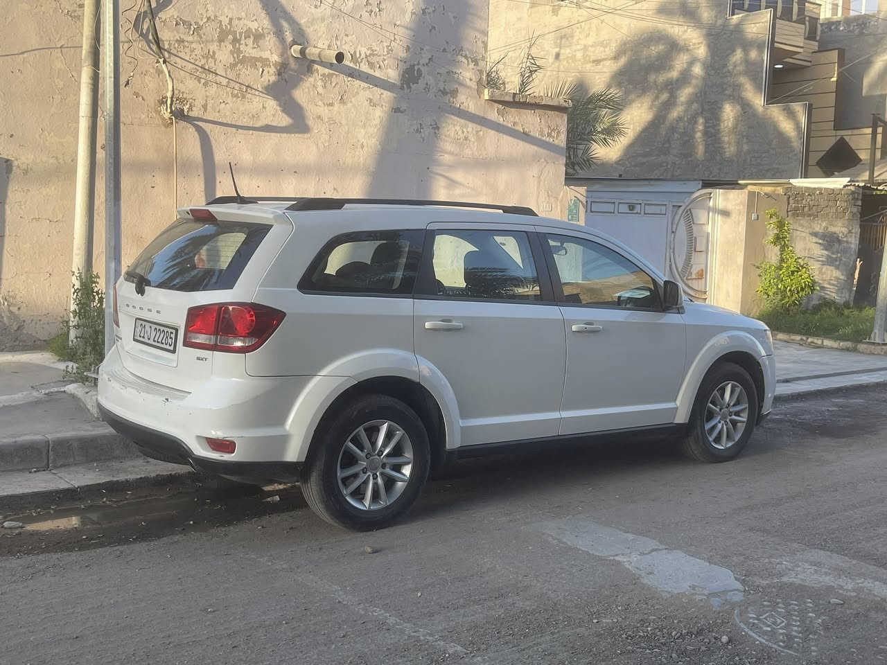 السلام عليكم
جمعة مباركة عليكم

سياره دوج جورني 2017

رقم سليمانيه تحويل او وكاله بأسمنه
صدر امامي خلفي جديد
تخم تاير جديد

سياره جديده ونضيفة وعلى ايدي

بدون ايرباك سياره كلين  بدون ضربة وبدون ايرباك

6سلندر 7 راكب

مكينه كير كهربائيات مكفوله

سونارها منشور بيها خمس حالوبات  مامبينه اساساً بل سونار ولا بل عين بس واحد يحجي كل شي بضمير صور الحادث منزلهن ط

سعرها 155 وبيها مجال بسيط 

رجاءً لحد يقارن البيها ضربة صبغ بهاي السياره لان جديده واكرر بدون ايرباك او ضربة ولون ابيض  مكاني بغداد الاعظمية او يم مستشفى العلاج الطبيعي

وهذه رقمي ***********
