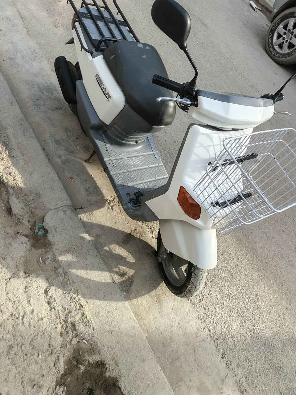 السلام عليكم بيكم شلعه معدل سلف هندر كابريتر اصلي شرط الفحص تتفه يداد كيلو متر عداد كهربائيات كامله استان صفح كهربائي دراجه كل نقص مابيهه شرط الفحص سعر ٥٠٠ مكاني بغداد الحبيبيه قرب مطعم وليد ابو الكص ***********
