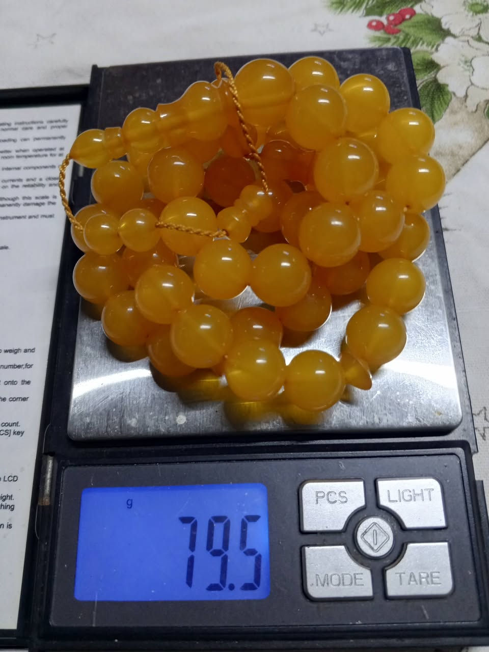 خليلي عينك عالمميز.......وجيبها ازا فيك اتجيبها 

الوصف ملكة جمال المسكي الالماني المغشى المغلف  النادر
 سبحان الله 45حبة كلل تمليكة من الروائع خراطة اسطى اللبابيدي شامة وطقة وريحة بنج الله يهنئ صاحب النصيب
السعيد هو من تكون ظروفه مناسبة لمزاجه لكن الأسعد من يستطيع أن يجعل مزاجه مناسباً لأي ظرف

شحن لكافة المحافظات السورية واللبنانية مجاني 
#الشمالي للسبح والانتيك طرطوس المدينة تاجر شنطة 
#ابوحيدر0990433674وااتس/0991980690


**إذا كنت صاحب هذا الإعلان وتريد حذفه لأي سبب، رجاءا أرسل رسالة إلى الدعم الفني**