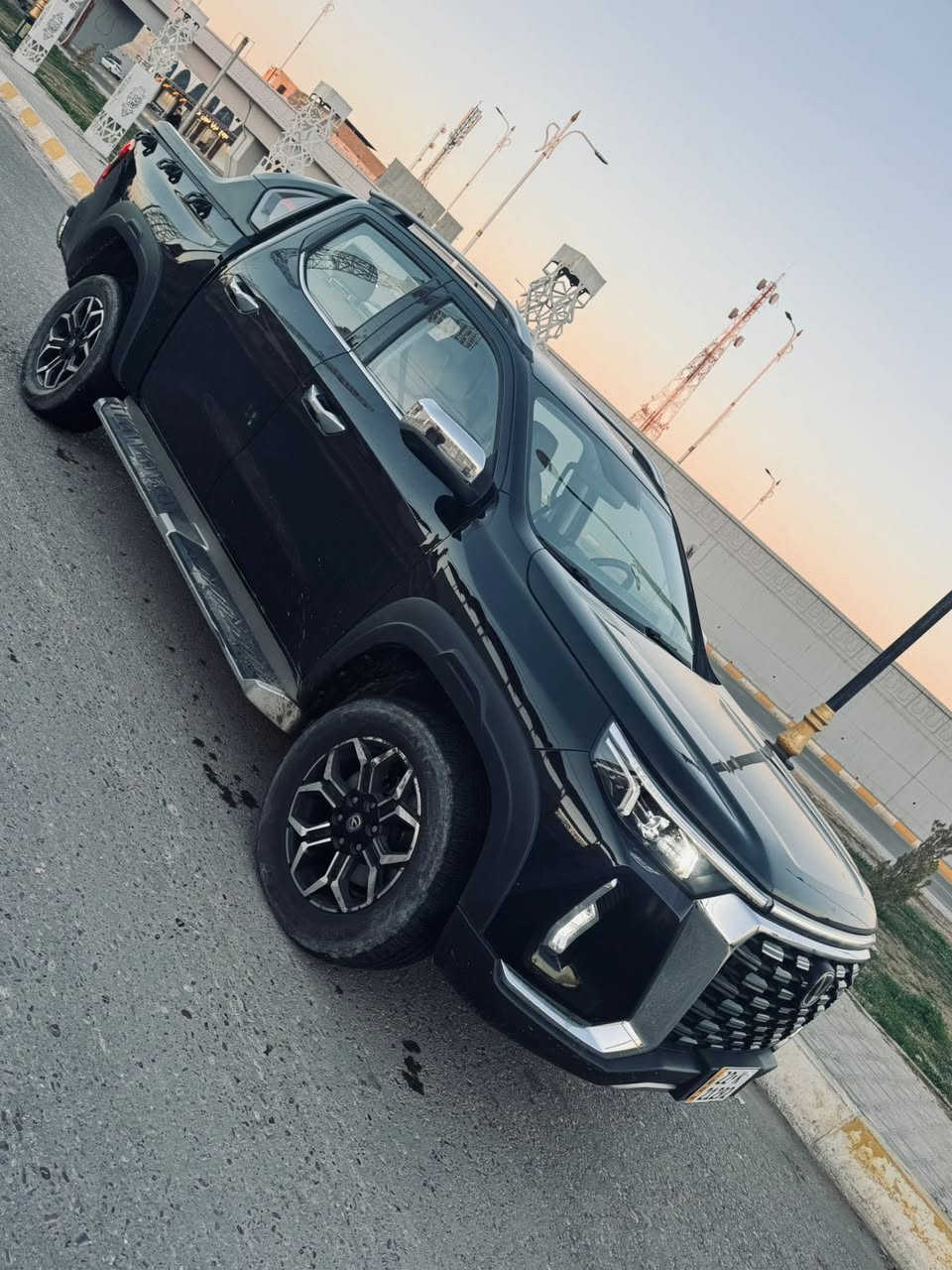 سلام عليكم ورحمة الله وبركاتة

هانتر بيك اب طراز 2025 ...
محرك 2000 توربو +قوة الحصان 233HP+العزم 390+حجم خزان الوقود80L+ناقل حركة 8AT ثمان سرعات +وضعيات القيادة سبورت ، نورمال ،ايكو+نظام دفع العجلات 4wd,2wd,Auto+حجم العجلات 18R
المواصفات 
شاشه 10انج+انعكاس هاتف+مقاعد تحكم كهربائي +تبريد مقاعد +تبريد قطعتين +تشغيل عن بعد +فول تحكمات مقود  +تحكمات مري +مانع انزلاق 
السياره حداديه فول
السياره عليه ضمان صيانه لمدة خمس سنوات
شرط التحويل 
سعر 240$ بيه مجال 
للاستفسار :هـ : *********** عمر
