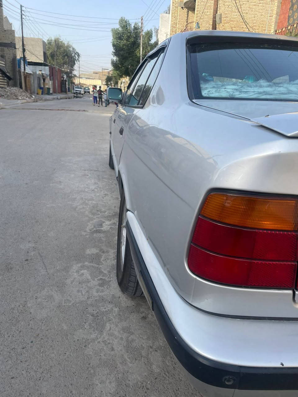 سلام عليكم لبيع حجم ٥٢٥الف دينار مذب عليها جديده من كلشي فول مواصفات من كهربائي كير مكينه سياره شاهد الله خير من الله من اكلك فلس مذب عليها فعل مو قول لاتحجي تعال وشوف بعينك ها ها لا تجي اذ مجيب الفيتر اليعجبك تكلب ونفحص وتاخذ السعر (70) وبيه مجال للاتصال ***********
