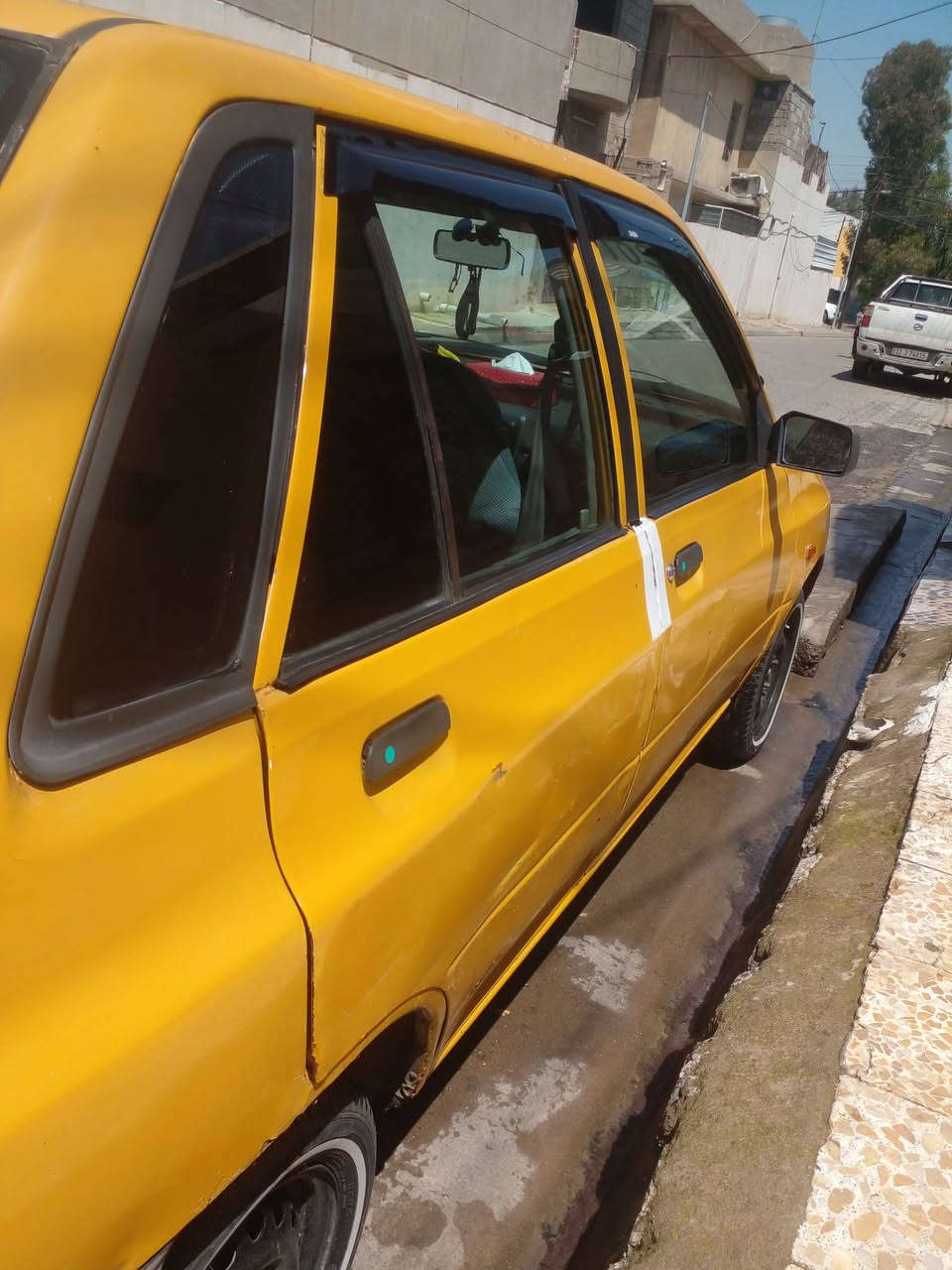 سايبه موديل ٢٠١١ سيارة جاهزة محرك وكير كهربئياتها كلها شغالة لايت زينول عالي وناصي  وطخم تايات ٥جدد سنويه نافذه ٢٠١٦ صاحبها متوفي وعنده وكالة عامة مطلقة باااسم مرته شرط التحويل ،قسام شرعي كامل عنده بنات اثنين غير بالغات مسجلة على كاربون بانزين جديد ماستر بعد ماطلع ،قبل ان تتصل رجاءا أقرأ المنشور جيدا ،السيارة رقم نينوى الماني للااتصال *********** ،وللتواصل متوفر الواتساب .
