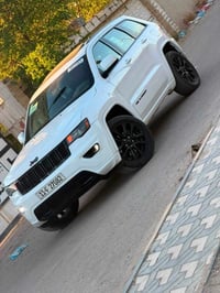 جراند شيروكي لاريدو • ٢٠١٨ • وارد أمريكي