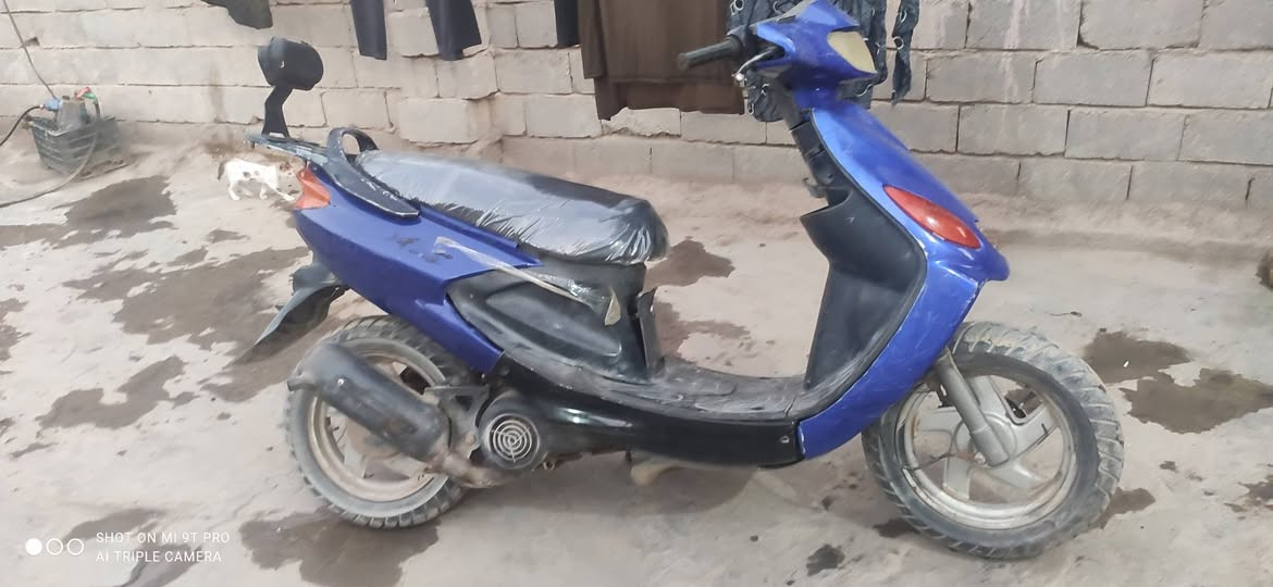 دراجه للبيع مجفته جديد خير من الله مكان حله ابو غرق السعر200وبهو مجال ***********
