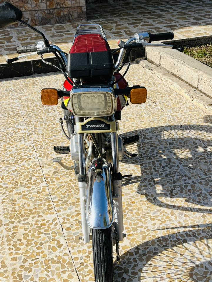 مأطور نامه محرك مفتوح  وايرمنيه كله شغال بيه مكاتبه مكان موصل بعشيقه نضافه كدام العين  السعر 280 وبيه مجال رقم موبايل *********** واتساب بي تكدر تراسلني
