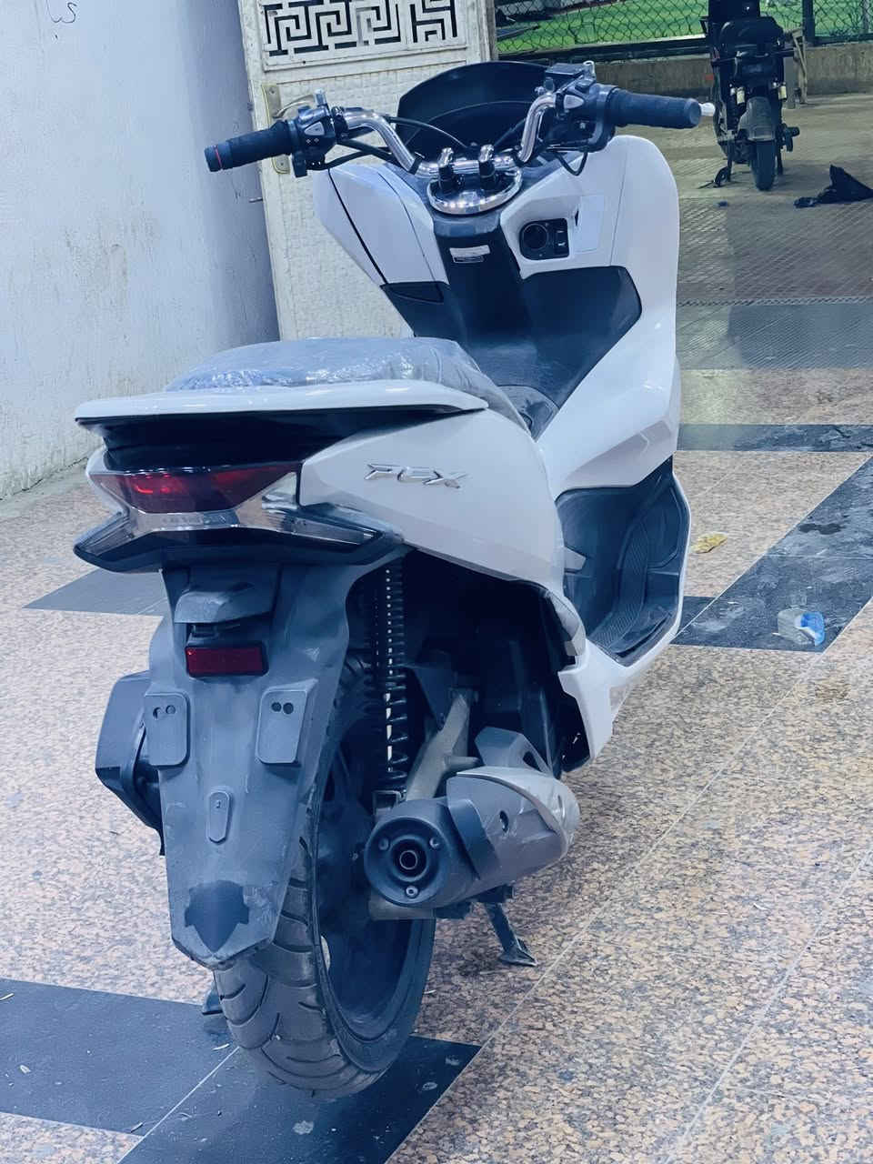 السلام عليكم
جيل ثالث2020  PCX

وارد كوري

كفاله عامة

اللون ابيض  صدفي  شذرة

حساس ازدحام

استان كهربائي

تدفئه يدات

المكان بغداد المعامل   حي النصر

للاستفسار ***********  متواجد واتساب
