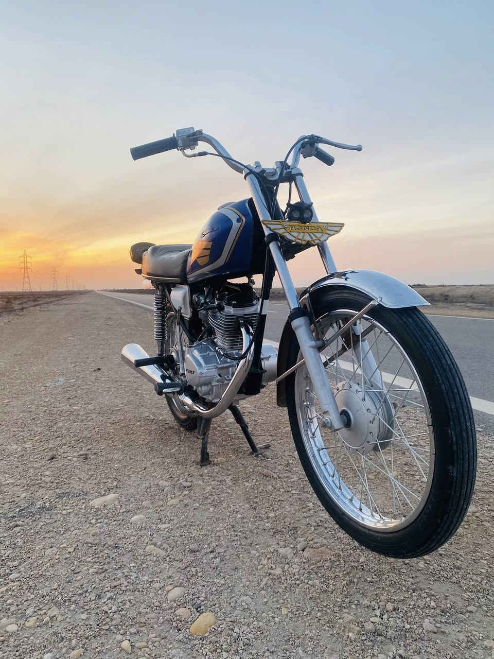 دراجه للبيع شاصي 21شلامجه  اوراق ولتعميره 25 مكان شطره


**إذا كنت صاحب هذا الإعلان وتريد حذفه لأي سبب، رجاءا أرسل رسالة إلى الدعم الفني**