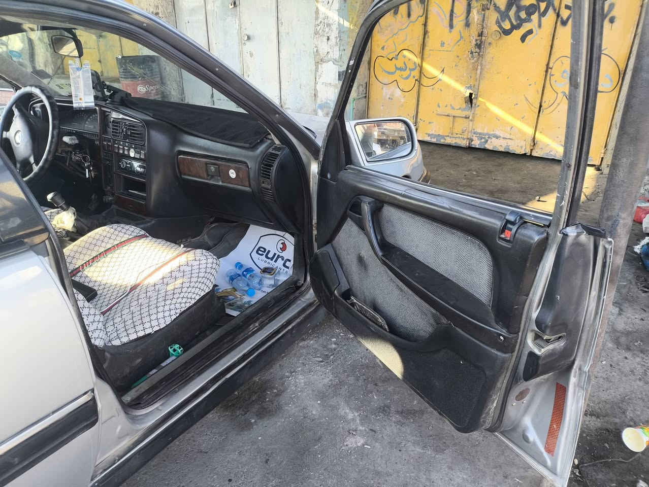 السلام عليكم اوبل اوميكا ستيشن رقم كركوك موديل 91كير جديد محرك بي جكجكه بطاله فقط بدون تنقيص خير من الله تبريد سبلت بيه صدر جديد طخم تاير جديد مناقصه شي الحمدلله باسمي بطاقه بنزين بيه *********** السعر48 وبيه مجال اومراوس حسب القناعه
