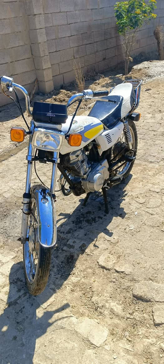 سلام عليكم شباب دراجه لبيع ادوات دراجه نضيفه لمكان ميسان  سعر  ب400 وشراي يجي خاص


**إذا كنت صاحب هذا الإعلان وتريد حذفه لأي سبب، رجاءا أرسل رسالة إلى الدعم الفني**