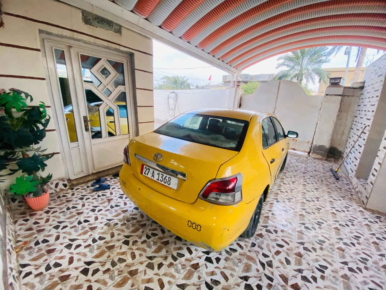 تويوتا يارس تكسي ٢٠٠٦ مصفره هيئه محرك محور كورلا قديم وغرامات سنويه لل٢٠٣٠ سعرها ٥٠ وبي مجال
***********  مكان السياره كركوك
