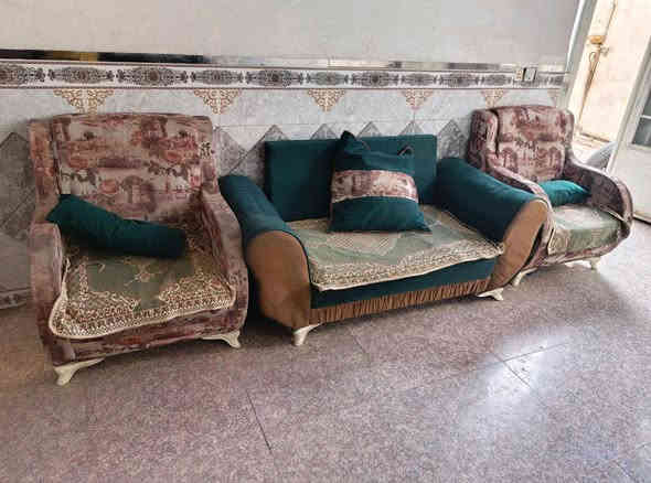 ***********.. الأرقام بيهة وتساب مكان بغداد أم الكبر قرب مطعم ركن سوري
