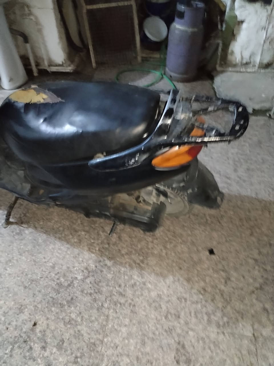 اكزز فحل كله شغاله سلف هندر كهربايات ٢٥٠ وبيه مجال ***********
