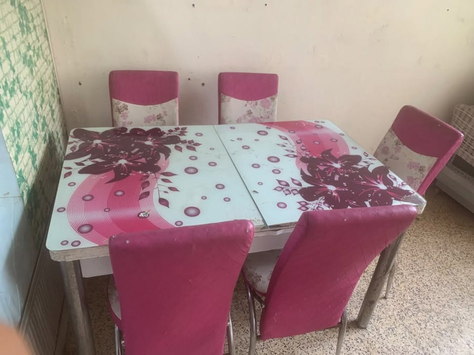 ميز٦٠بي مجال ملحق ثلاث ابواب 35بي مجال بسيط فرن40بي مجال بسيط ***********
