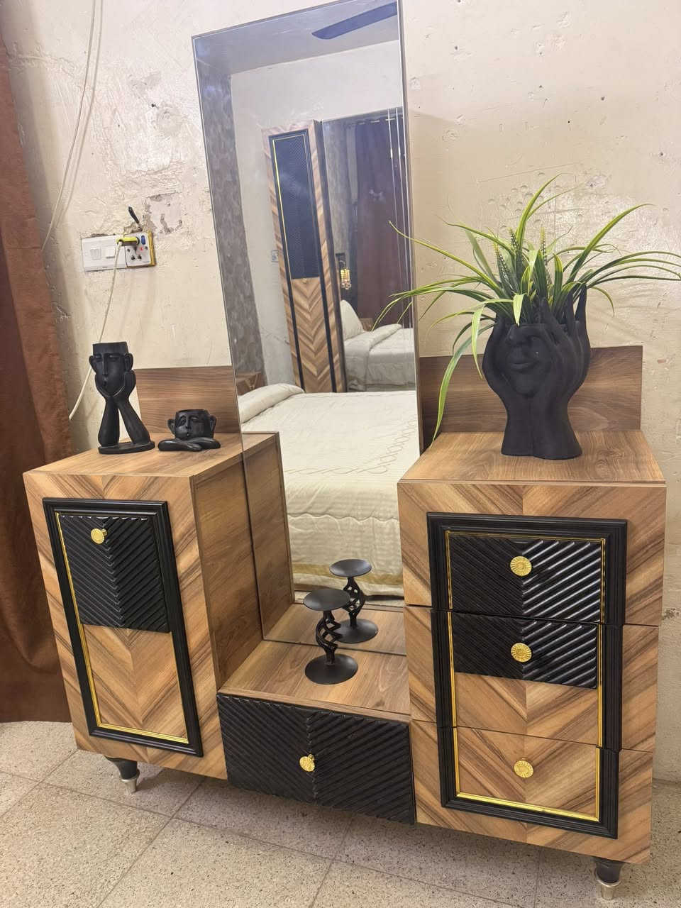 غرفة تركي ٩قطع سعرهه ٨٥٠ الف ***********
