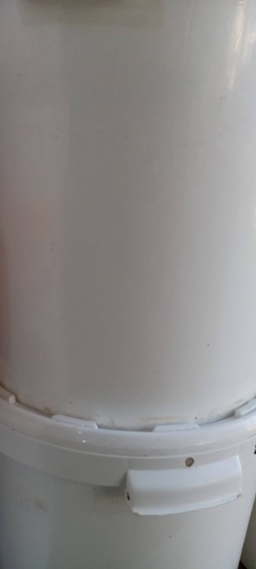 السلام عليكم 
متوفر سطل 30كيلو 4000
متوفر 20كليو 3000
***********
ابو القبق وشرط نظيف
