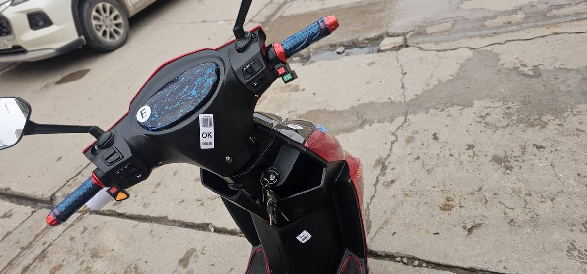 السلام عليكم 
مطور للبيع مستخدم شي قليل الوصل موجود
مطور سكنس 
3نمره
5بطاريات دبل 
دبل بصمه دبل سويج 
نضام بك 
مطور معروفه المواصفات 
#السعر550 وبي مجال 
موصل الأيسر 
***********
