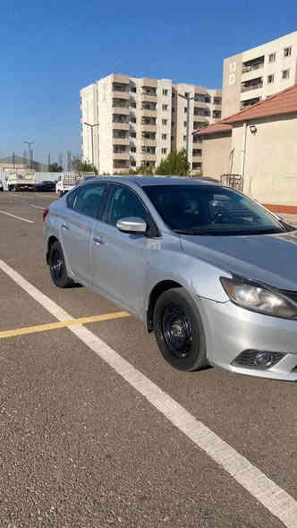 نيسان سنترا ٢٠١٦ للبيع 
بصمة 
رادارات جانبية 
كامرة 
كشنات جلد كهرباء 
السعر ٨٥ السيارة بدون حادث بس بيهة طخات بسيطة ومصلحة تجي 
***********
