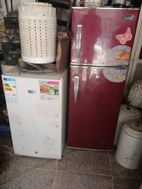 ثلاجه حجم صغير سعره 85 و ثلاجه حجم كبير سعره 135 شرط تجميد مع ضمان اتص...