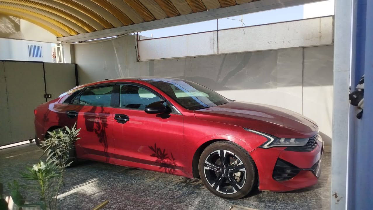 سلام عليكم كي فايف مديل 22 ضررهة بس صبغ رش معوقين بعد شهر صير حره تريد وكال تريد تحويل سيار جديدة حيل سعر ١٣٠ وبيها مجال بصيط مكلف بل نشر سونار موجودة ‏‪***********‬‏
