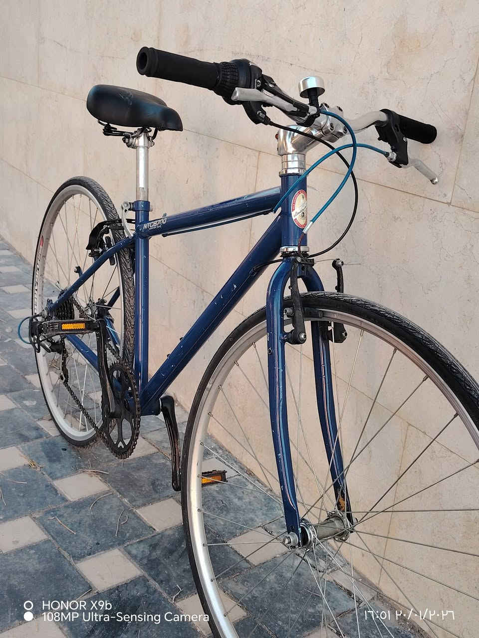 سلام عليكم 
متاح بايك c700 من ماركة NTCB700
 المعروفة
البايك كسر حاويه 
ويالة المنيوم طبقتين
حجم 28
البايك ريشة
كير سستم شيمانو تورني 
سستم بركات بل مكان
كامل مكمل جاهز 
السعر 100 وبي مجال 
مكاني بغداد الاعضمية 
للي حاب ايراسني خاص ويدلل 
او ستفسار ***********
