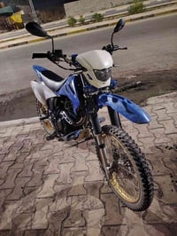 قفاز كاويار • ٢٠٢٥ • ٢٠٠