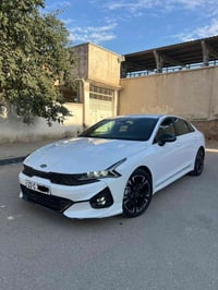 كيا K5 • ٢٠٢١ • وارد امريكي