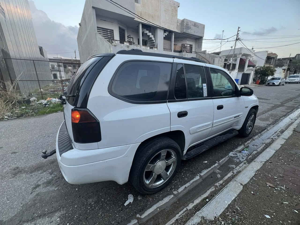 موديل 2002 جامرلغ سايق فقط صبغ كير ومحرك جديد
هزه جديده كير ومحرك شرط 
مكلف بالنشر خابرو صاحب السياره 

‭0773 249 8955‬
