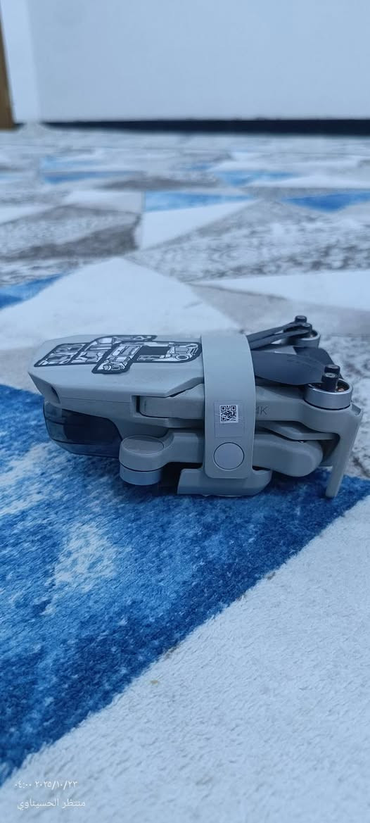 السلام عليكم
 درون mini 4k.
مواصفات طائرة بدون طيار DJI Mini 4K مع جهاز تحكم عن بُعد، مثبت ثلاثي المحاور مع فيديو 4K30، مدى يصل إلى 6.2 ميل مع OcuSync 2.0، سرعة طيران تصل إلى 36 ميلاً في الساعة، مدة طيران تصل إلى 31 دقيقة، لون رمادي | C
سعر 800الف وبيه مجال مكان ناصرية ناحية اور
استفسار اكثر اتصال ع رقم ***********
