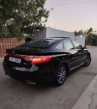 ازيرا موديل 2014 رقم سليمانية  مكينة 2400 فووول واحد على واحد للأستفسا...