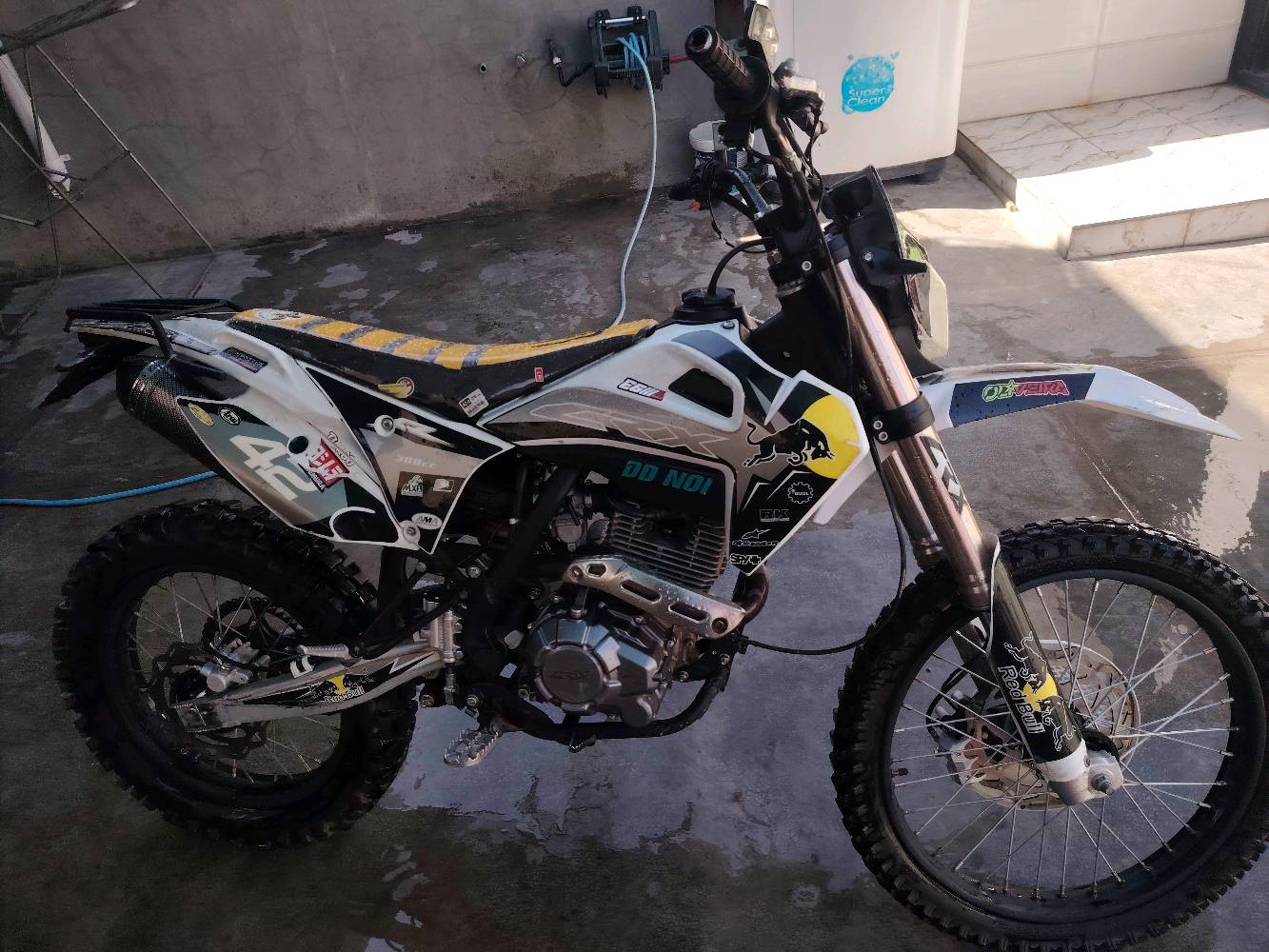 السلام عليكم ورحمة الله وبركاتة دراجه قفاز CRX الدراجه خير من الله  معايزهاا شي مكينه 300cc ماشيه سبعتالاف رايدهاا 850  اوبيهاا مجال للطيبين مكاني سامراء اعادت النشر بسبب الوعود الكاذبه
