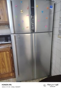 ثلاجه • مع مجمده • ضمان ١٠ سنوات