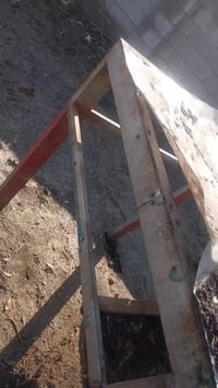 طاولات • للبيع • ديكور