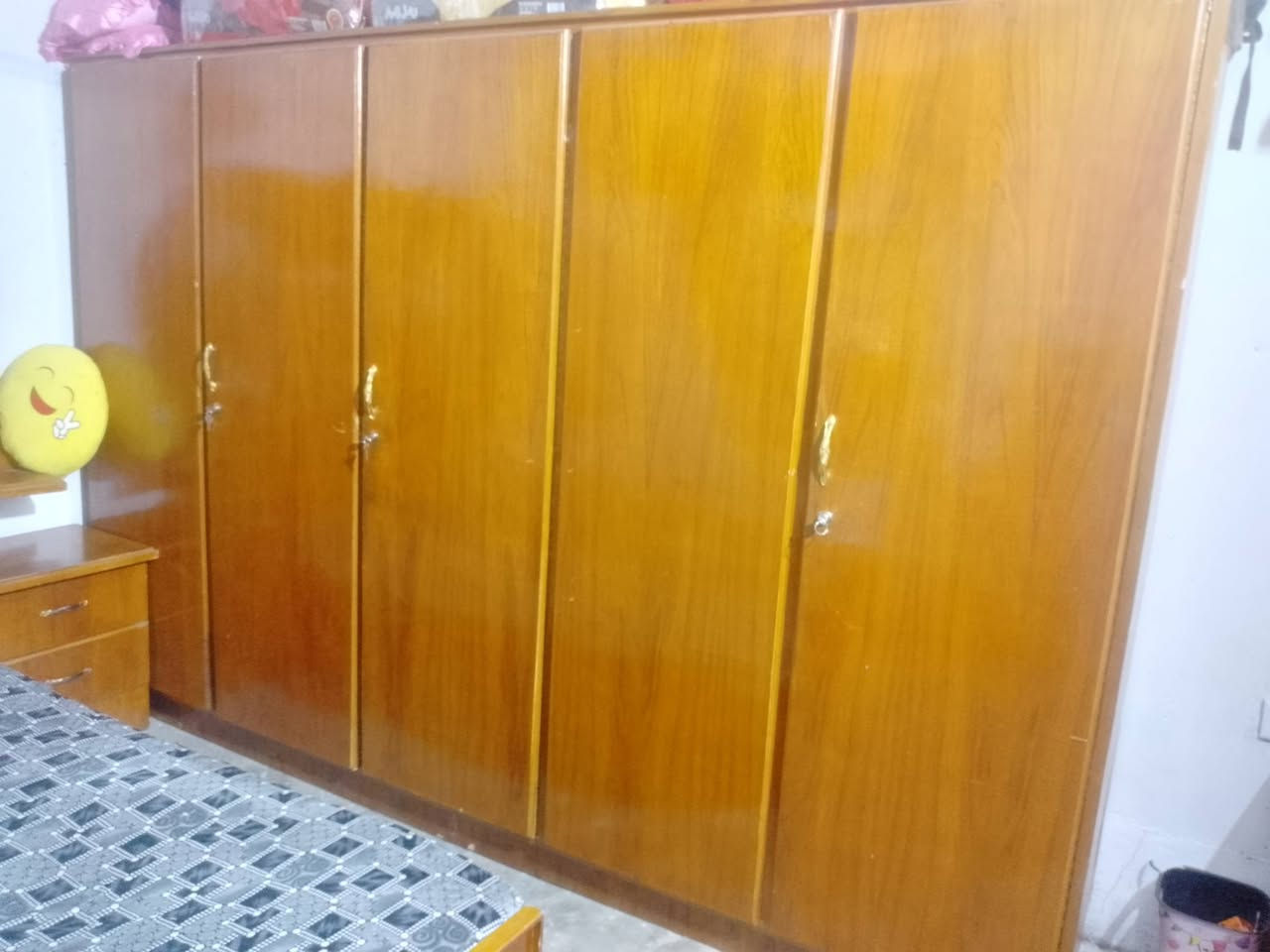 سلام عليكم  شباب غرفت نوم عراقيه لبيع سعر 550 وبيه مجال ‏‪***********‬‏
